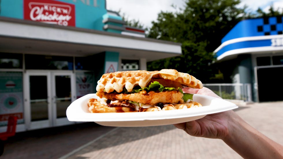 Dish, Food, Cuisine, Junk food, Ingredient, Fast food, Meal, Produce, Finger food, Fried food, 