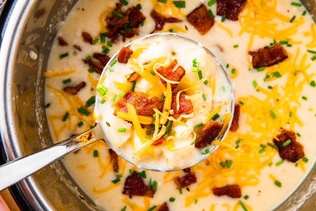 Loaded baked potato soup store instant pot