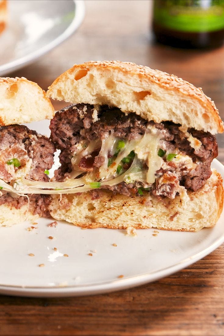Hamburguesas rellenas de jalapeño hamburguesas rellenas de jalapeño