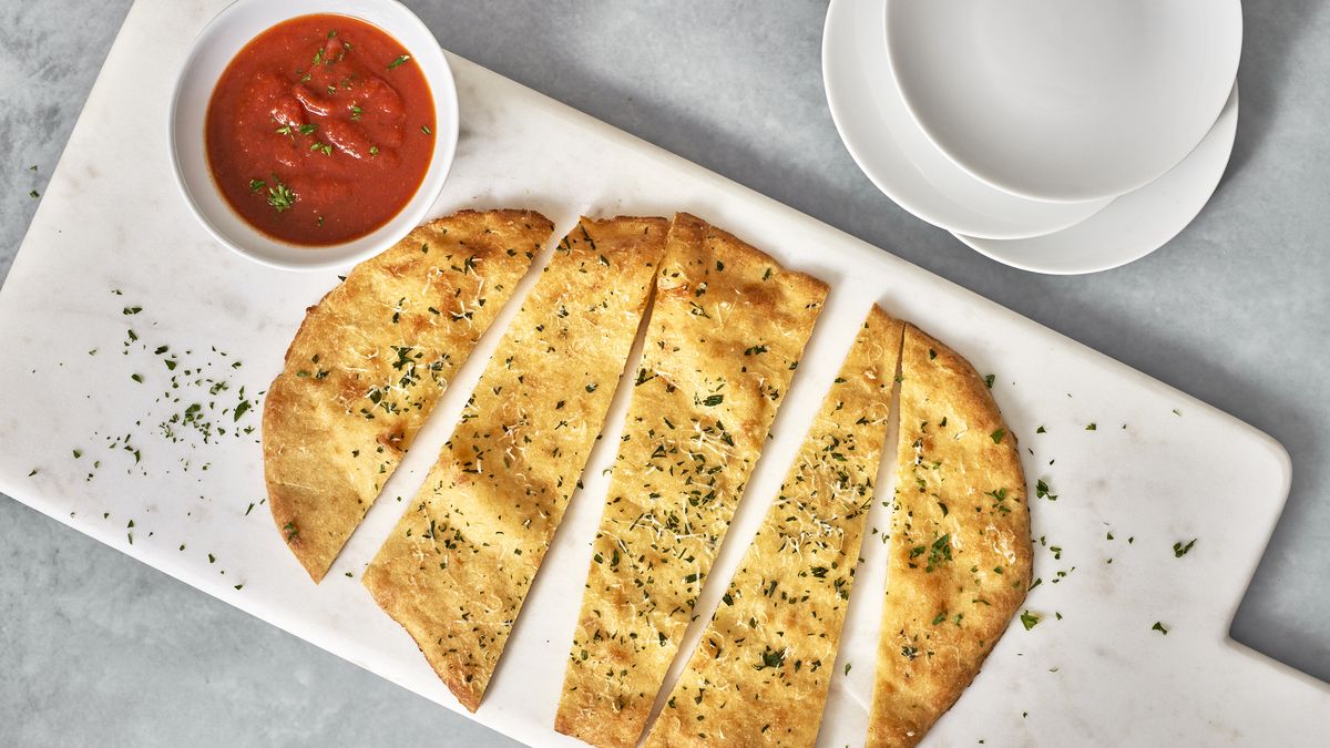 preview for Keto Followers! This Low-Carb Garlic Bread Is LEGIT