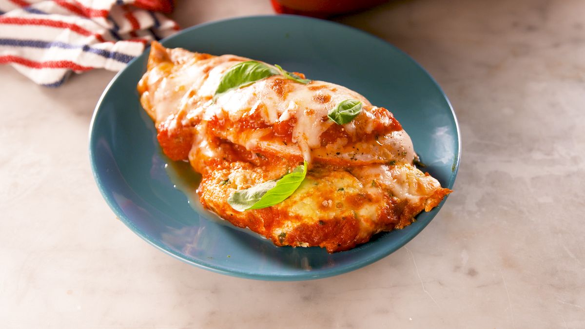 preview for You Won't Miss The Pasta In This Lasagna Stuffed ChickenDefault