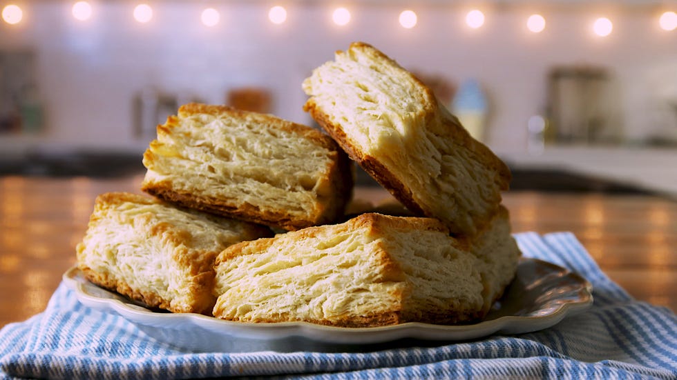 Dish, Food, Cuisine, Ingredient, Baked goods, Bread, Dessert, Staple food, Produce, Beer bread, 