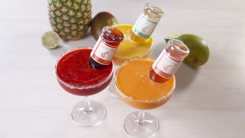 Drink, Non-alcoholic beverage, Food, Juice, Alcoholic beverage, Daiquiri, Punch, Cocktail garnish, Beer cocktail, Distilled beverage, 