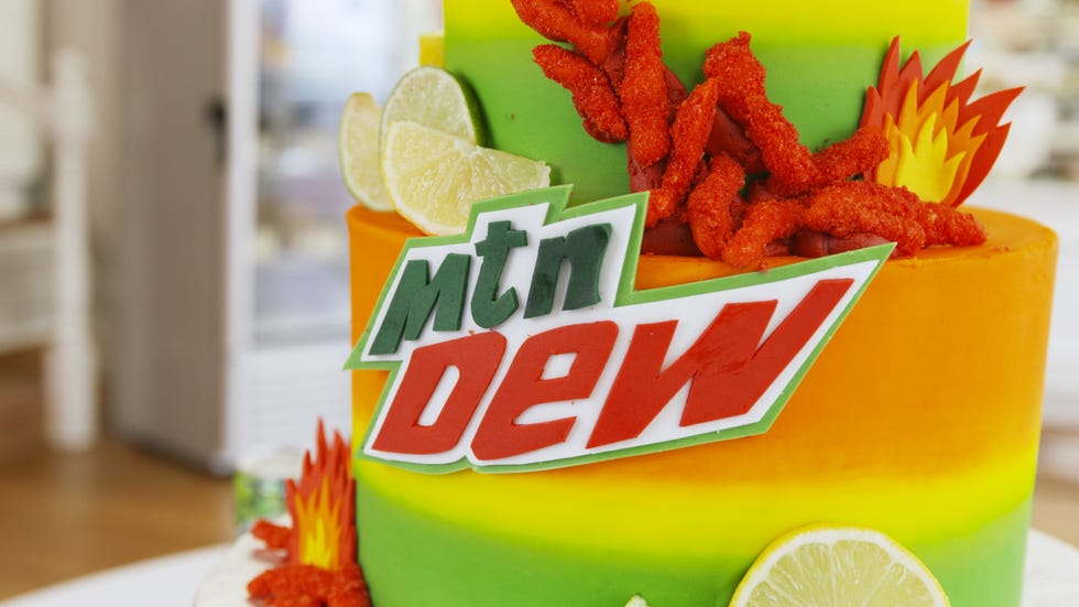 Junk food, Food, Ingredient, Cuisine, Dish, Fried food, Fast food, Kids' meal, Snack, Side dish, 