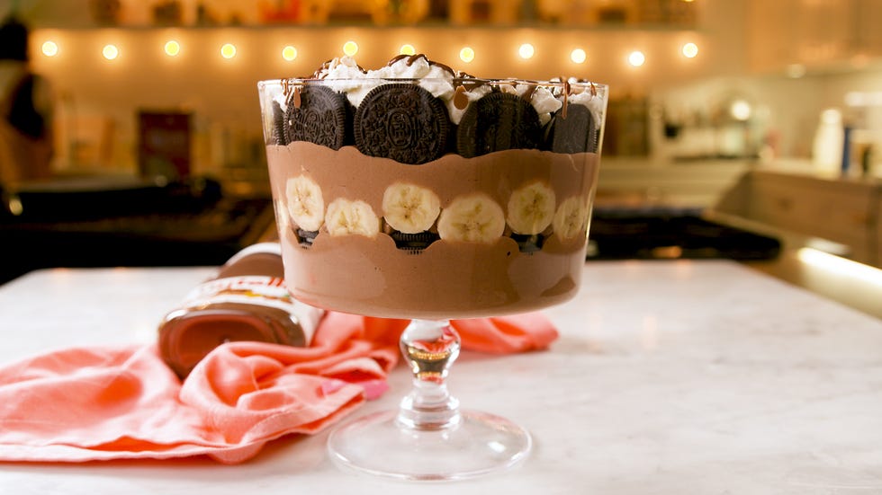 Dish, Food, Cuisine, Dessert, Trifle, Frozen dessert, Zuppa inglese, Sweetness, Cream, Parfait, 