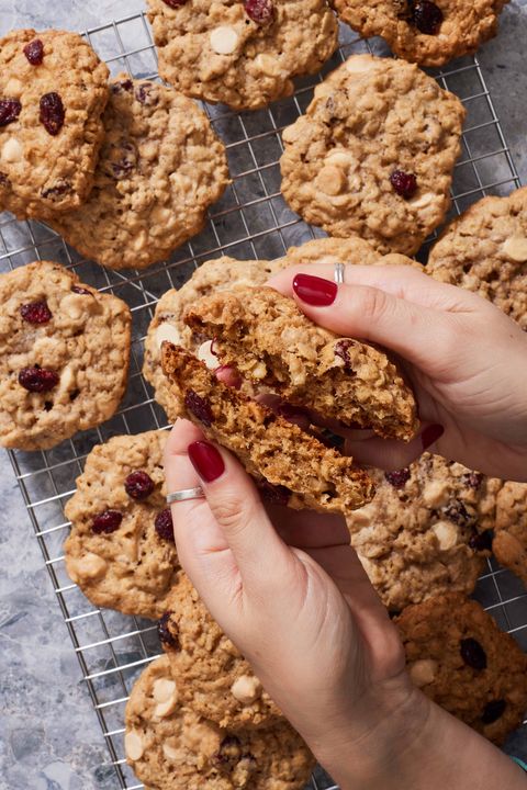 oatmeal white chocolate cranberry cookies