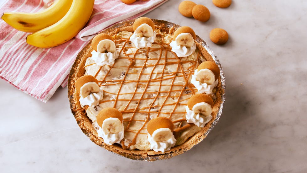 Dish, Food, Cuisine, Ingredient, Dessert, Baked goods, Cream pie, Produce, Pie, Recipe, 