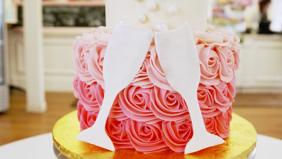 Cake decorating, Icing, Buttercream, Sugar paste, Food, Pasteles, Royal icing, Sugar cake, Sweetness, Cake, 