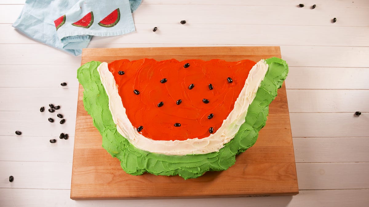 preview for Pull-Apart Watermelon Cupcakes Is The Cutest Thing To Make For Summer