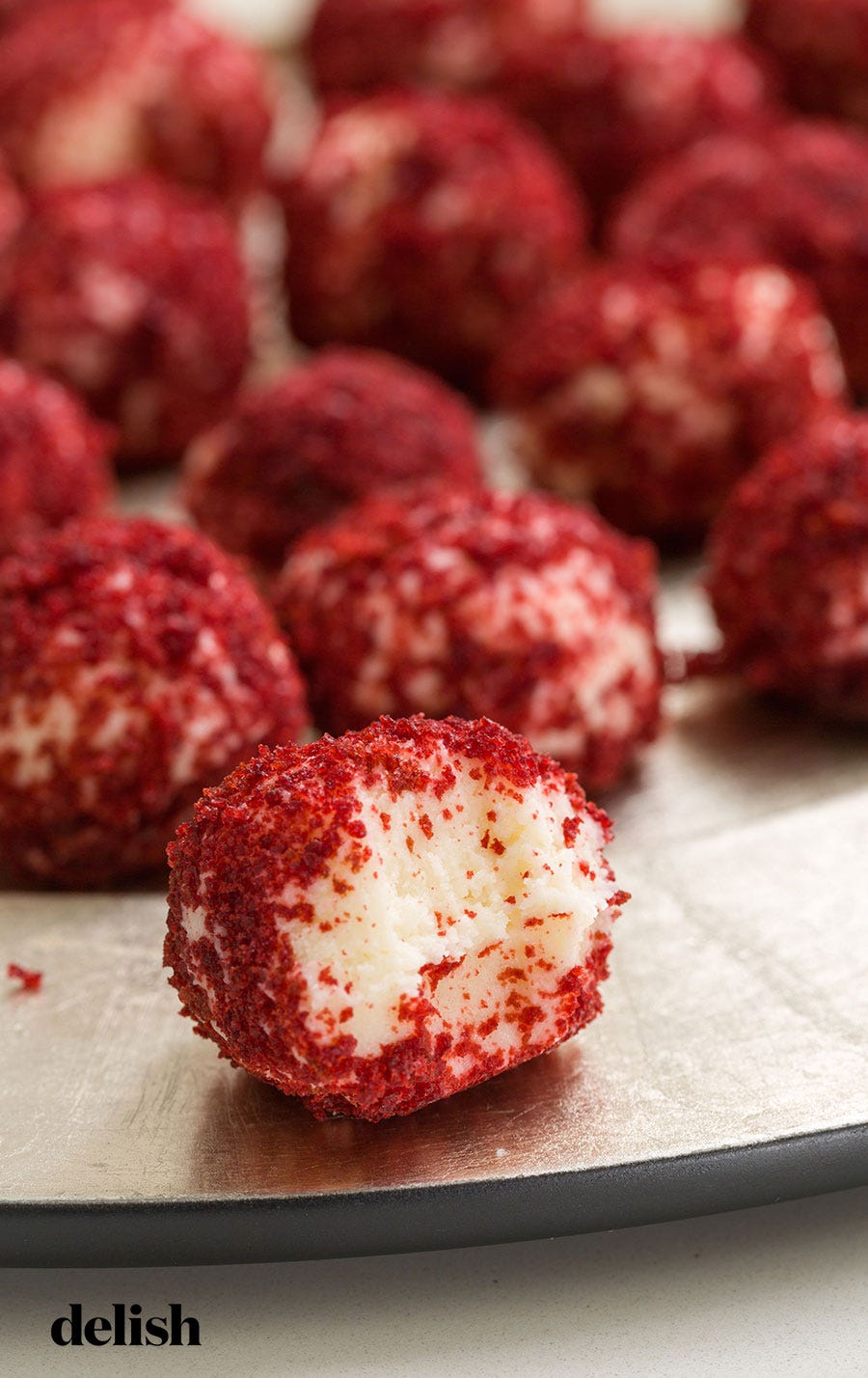 red velvet cheesecake bites