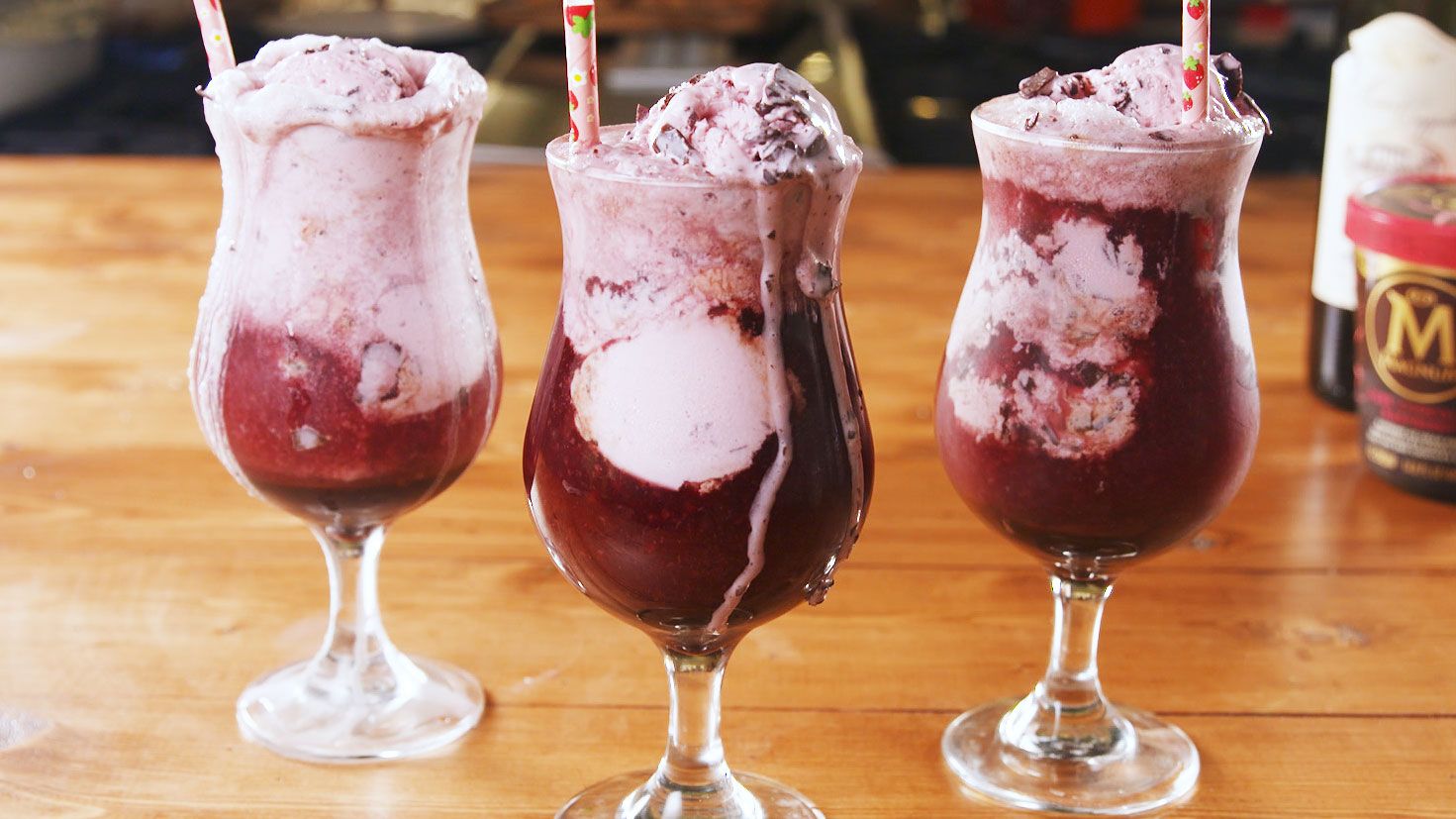 Best Red Wine Floats Recipe - How to Make Red Wine Floats