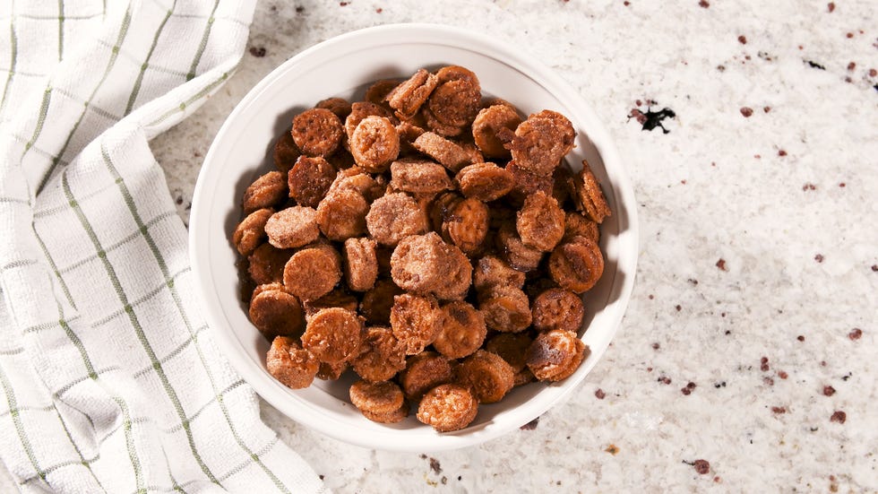 food, cuisine, dish, ingredient, praline, confectionery, chocolate truffle, produce, rum ball, chocolate,