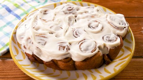 preview for Slow-Cooker Cinnamon Rolls = Greatest Hack Of All Time