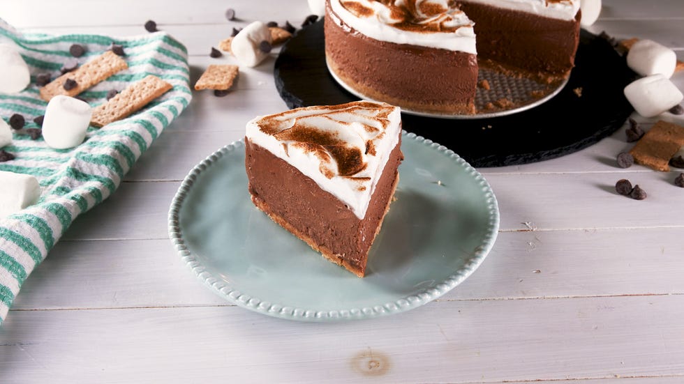 S'mores Mousse Cake - Delish.com