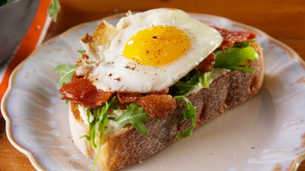 Dish, Food, Cuisine, Ingredient, Breakfast, Poached egg, Fried egg, Egg, Meal, Produce, 