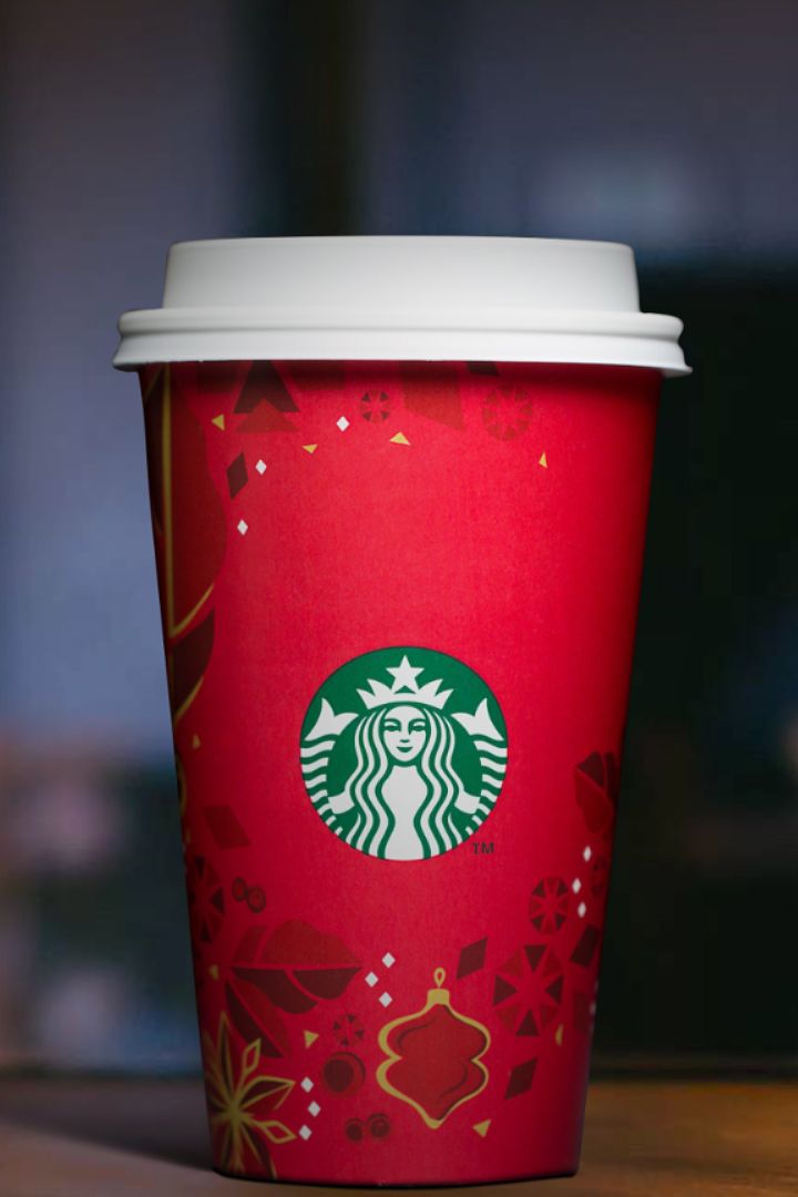 https://hips.hearstapps.com/hmg-prod/images/delish-starbucks-cup-2013-01-1542502466.jpg?crop=0.375xw:1xh;center,top&resize=980:*