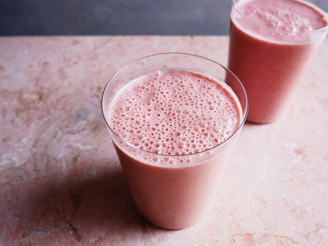 Strawberry Banana Smoothie - horizontal
