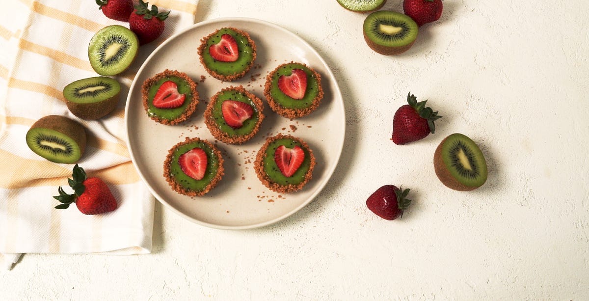 Video player poster image preview for These Strawberry Kiwi Mini Tarts Are SO Cute