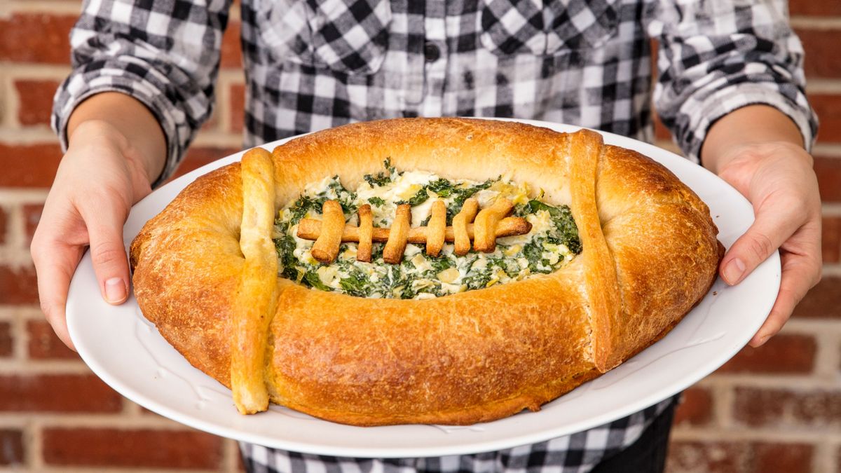 preview for Super Bread Bowl Football Dip