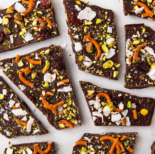 sweet 'n salty chocolate bark