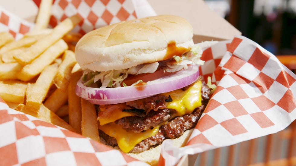 Food, Finger food, Sandwich, Cuisine, Ingredient, Baked goods, Dish, Breakfast, French fries, Bun, 