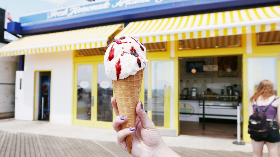 Ice cream, Dondurma, Frozen dessert, Gelato, Ice cream cone, Soft Serve Ice Creams, Dessert, Food, Dairy, Sorbetes, 