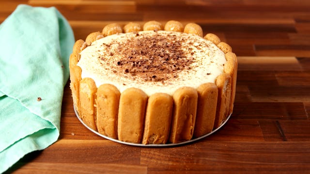 https://hips.hearstapps.com/hmg-prod/images/delish-tiramisu-pie-1-1534275405.jpg?crop=0.865xw:0.769xh;0.0801xw,0.0741xh&resize=640:*