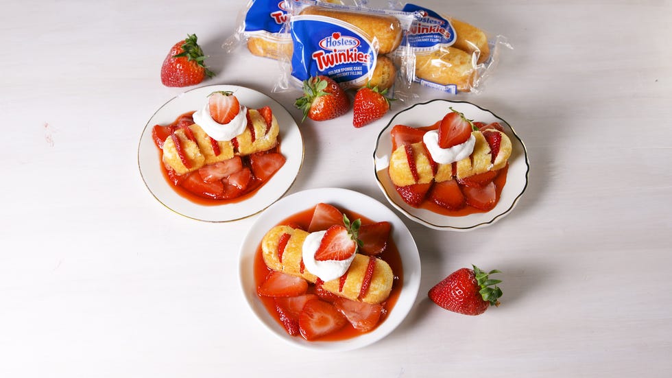 Food, Cuisine, Dish, Strawberry, Ingredient, Strawberries, Dessert, Produce, Fruit cup, Mascarpone, 