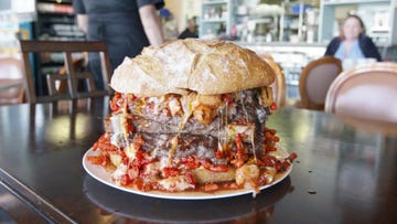 Dish, Food, Cuisine, Junk food, Fast food, Ingredient, Hamburger, Bacon sandwich, Breakfast sandwich, Meat, 