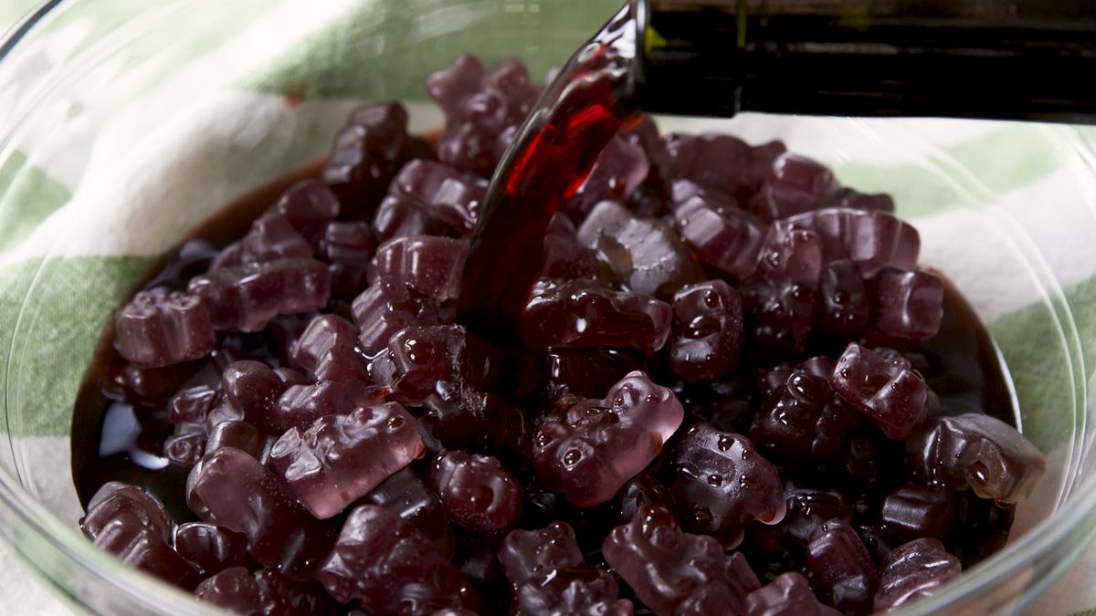 preview for Wine Soaked Gummies Are A Perfectly Boozy Snack