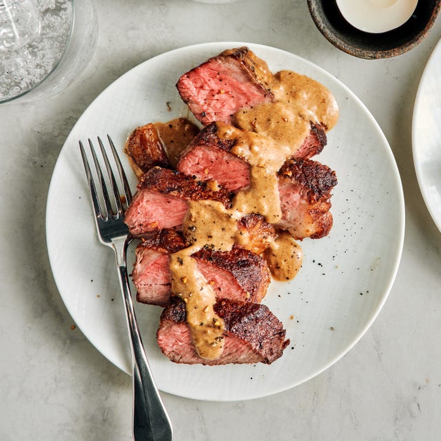 Best Steak With Creamy Bourbon Garlic Sauce Recipe - How to Make Steak ...