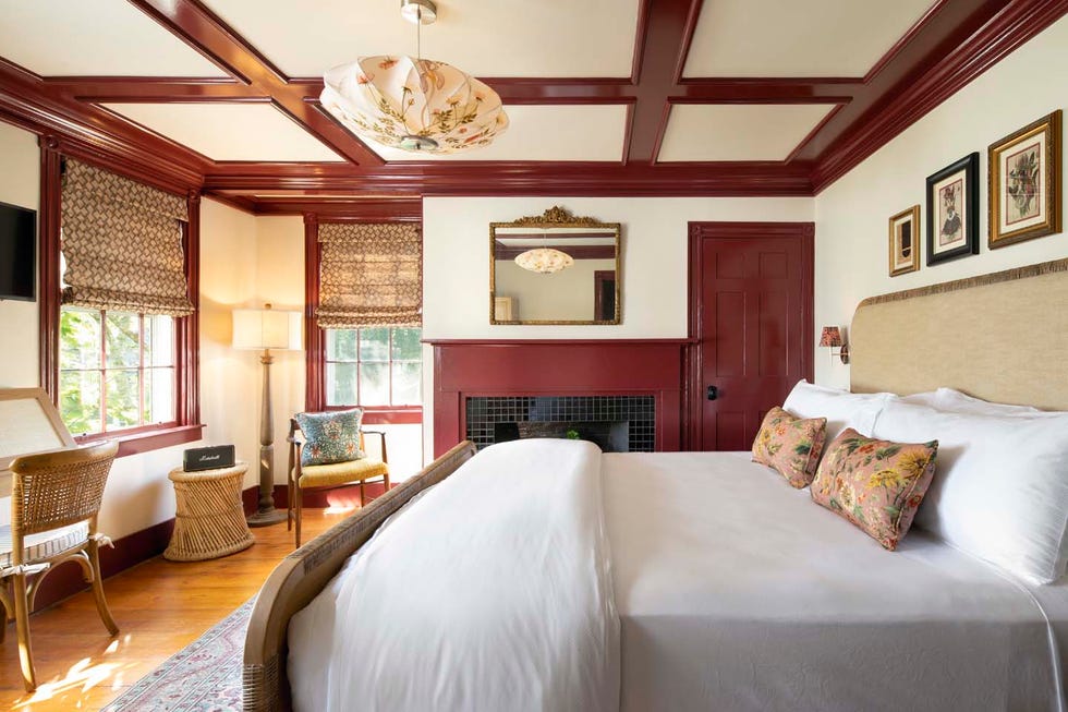 The 7 Best Nantucket Hotels That Feel Like Homes Away From Home