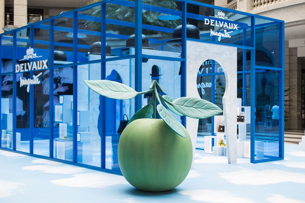DELVAUX, Magritte Foundation, René Magritte, 包包, 奢侈品, 手拿包, 皮夾, 賈靜雯, 馬格利特系列