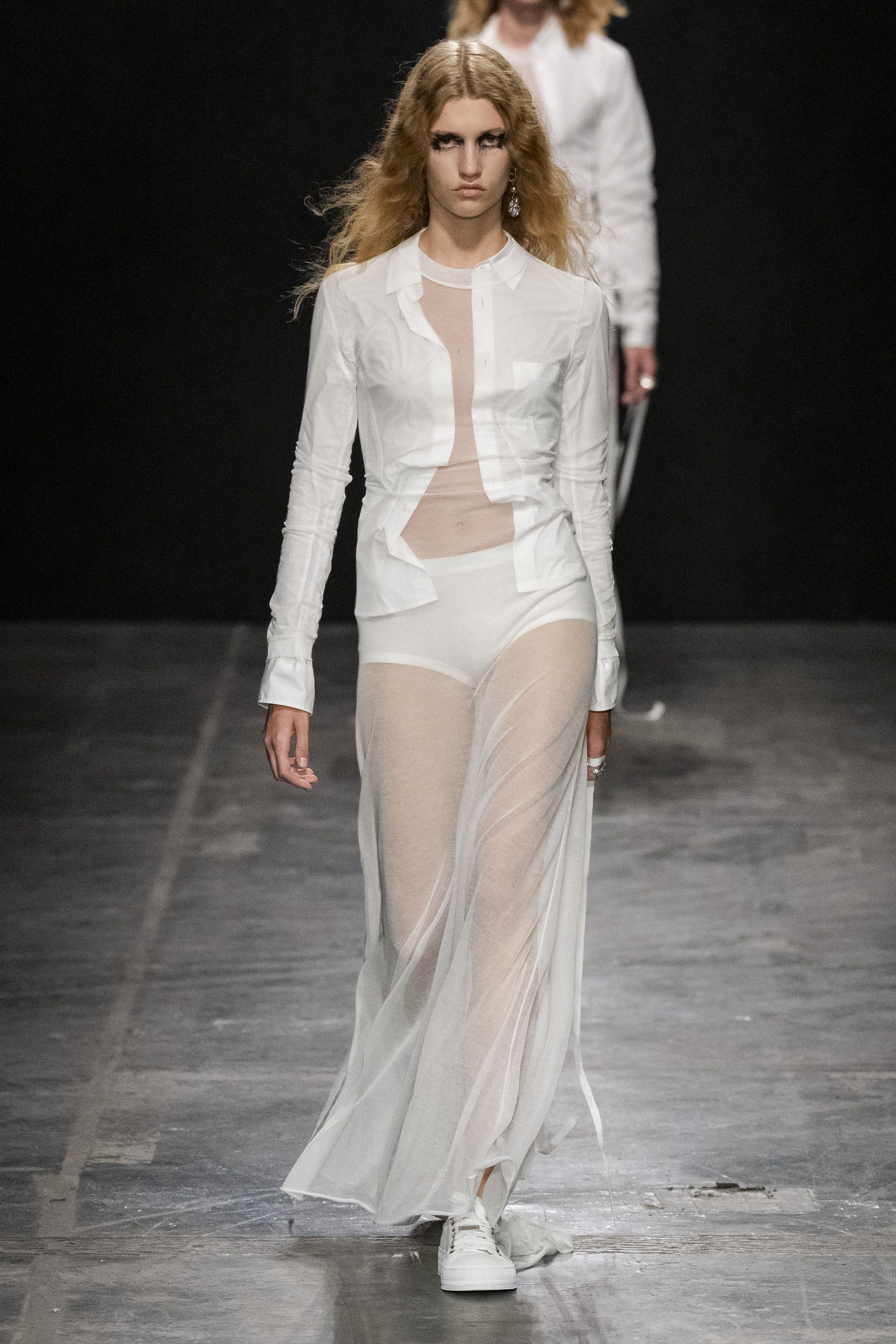 アン ドゥムルメステール(ANN DEMEULEMEESTER)」2023春夏 アン ドゥムルメステール(ANN DEMEULEMEESTER)」2023春夏