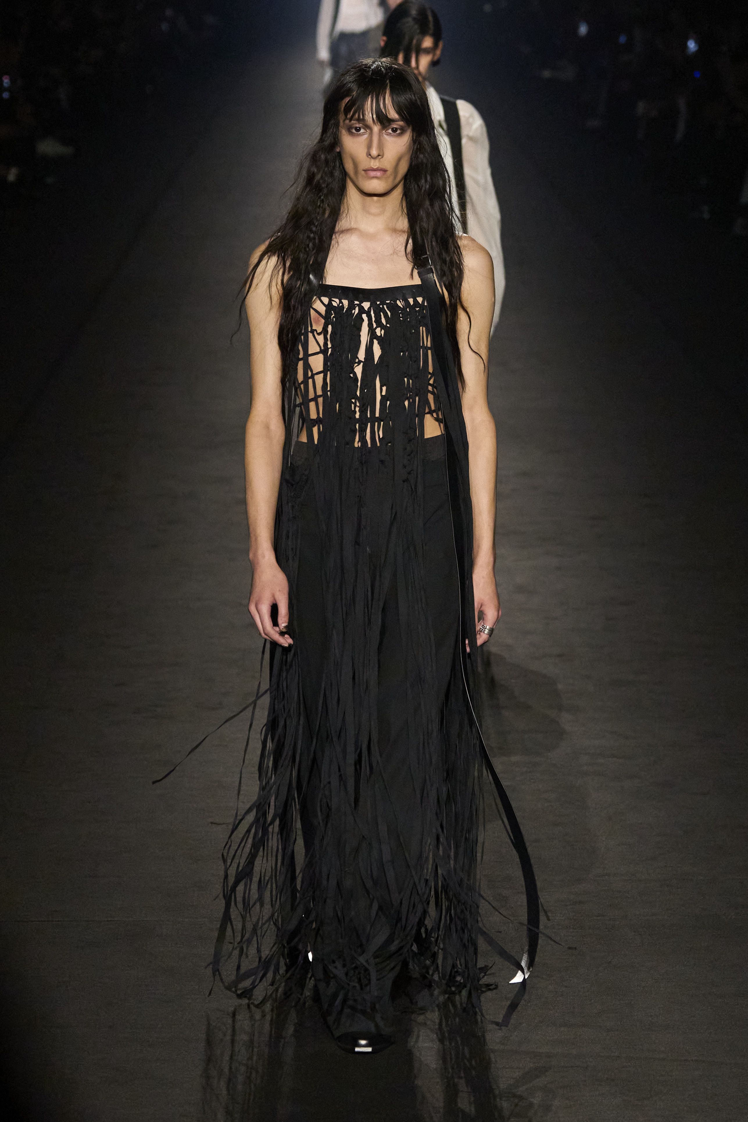アン ドゥムルメステール(ANN DEMEULEMEESTER)2024春夏 アン ドゥムルメステール(ANN DEMEULEMEESTER)2024春夏