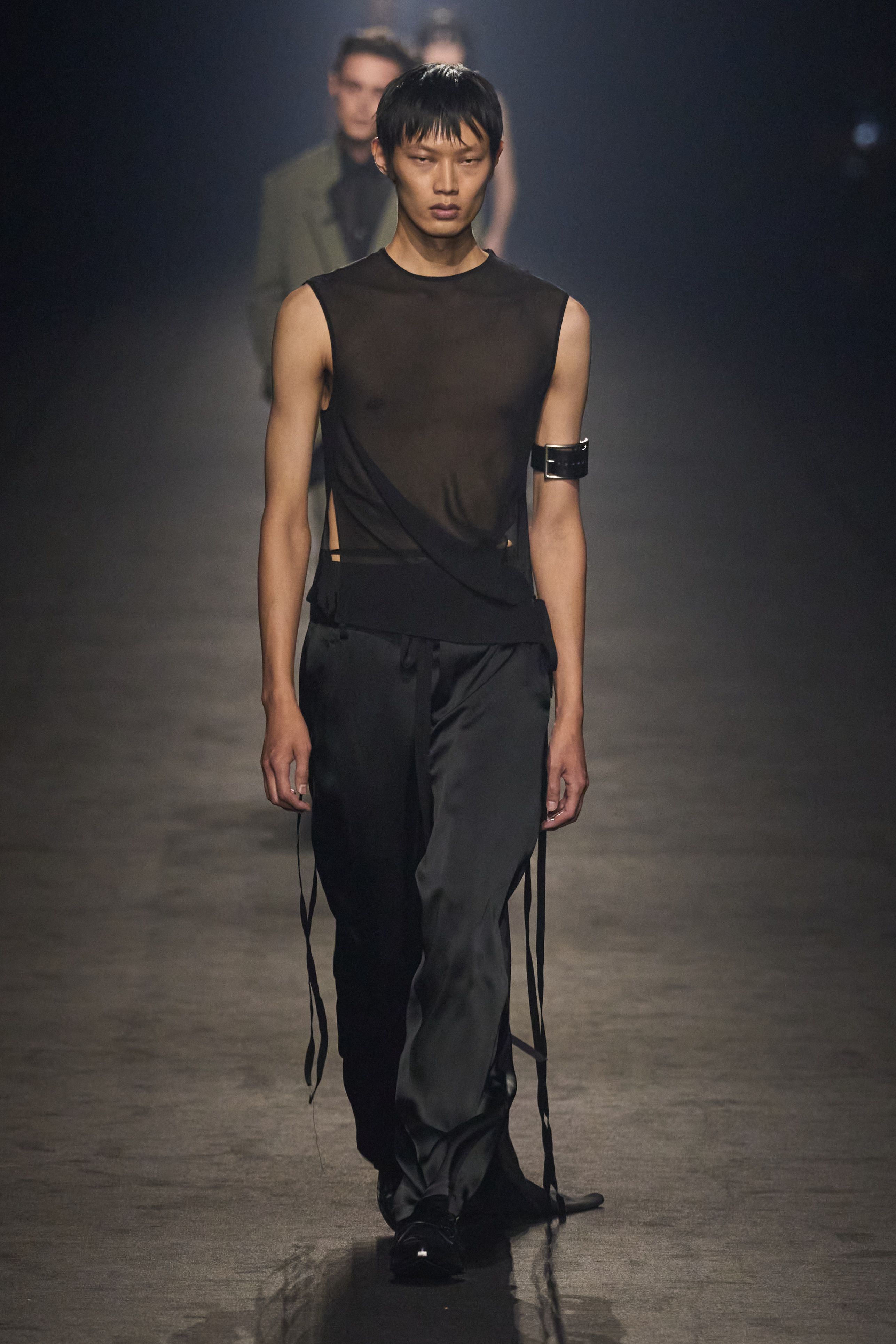【今週中まで出品】Ann Demeulemeester 2024SS ロングジ アン ドゥムルメステール（ANN DEMEULEMEESTER）2024-25秋冬
