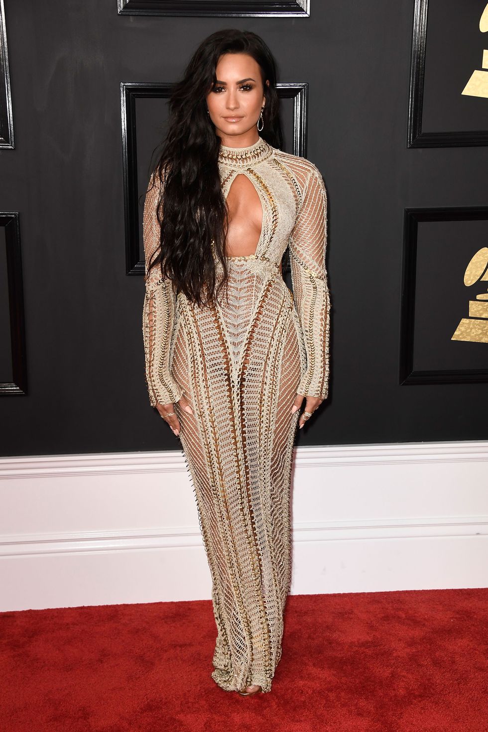 TOP 5 Best Red Carpet Dresses from 2017 GRAMMY AWARDS