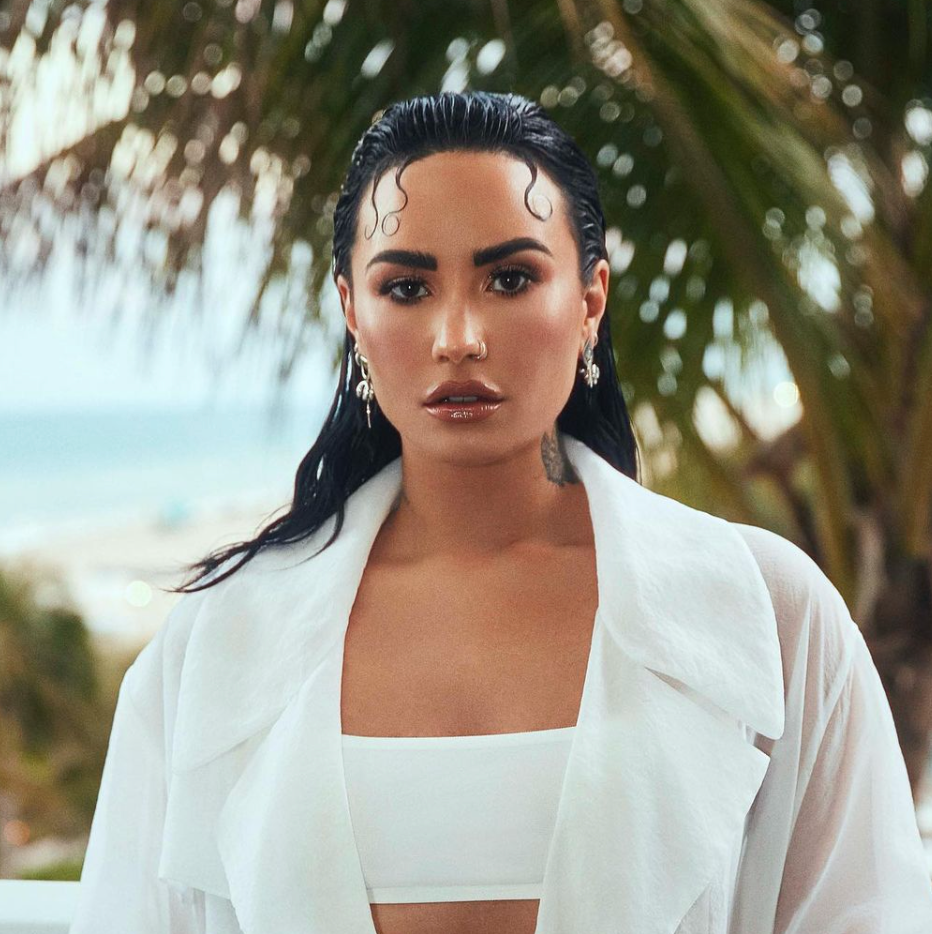 Demi Lovato Rocks A Schoolgirl 'Fit, And Her Abs Are Extra Fierce