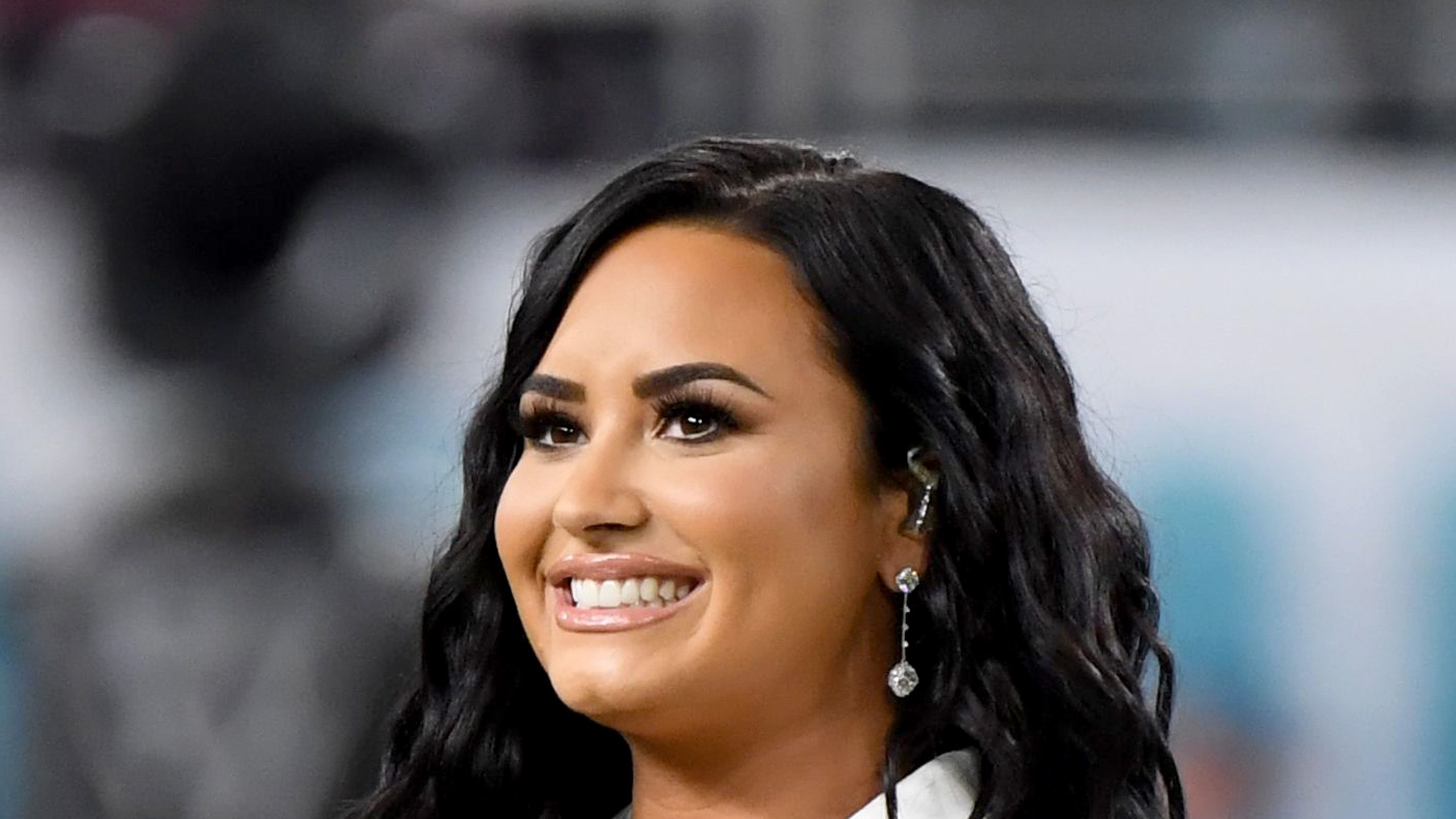 3088px x 1737px - Demi Lovato Opens Up About Her Sexuality After Max Ehrich Split