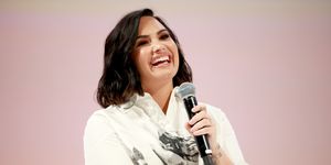 Demi Lovato torna dalla riabilitazione dopo l'overdose e ha molto da dirci