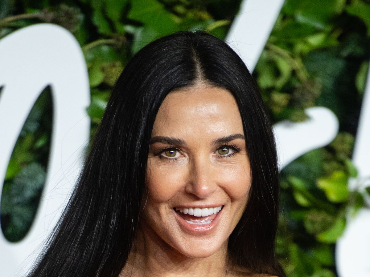 Demi Moore Lesbian Video - Demi Moore Is Excited to Turn 60: 'I Feel More Alive and Present'