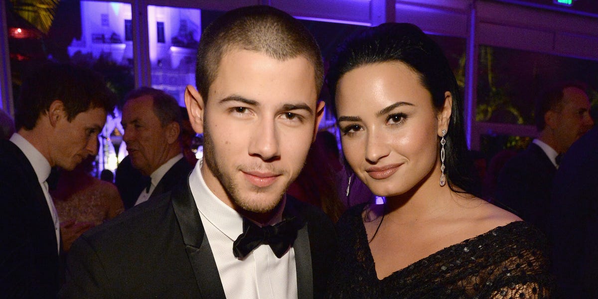 THAT Moment When Demi Lovato & Nick Jonas OWN The Victoria's Secret Swim  Special - Capital