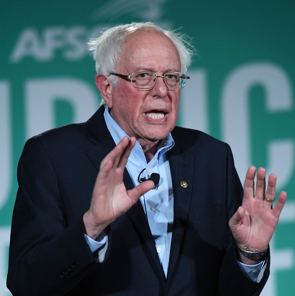democratic presidential candidates attend public service union forum in las vegas
