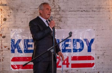 presidential candidate robert f kennedy, jr holds meet  greet event in new york city