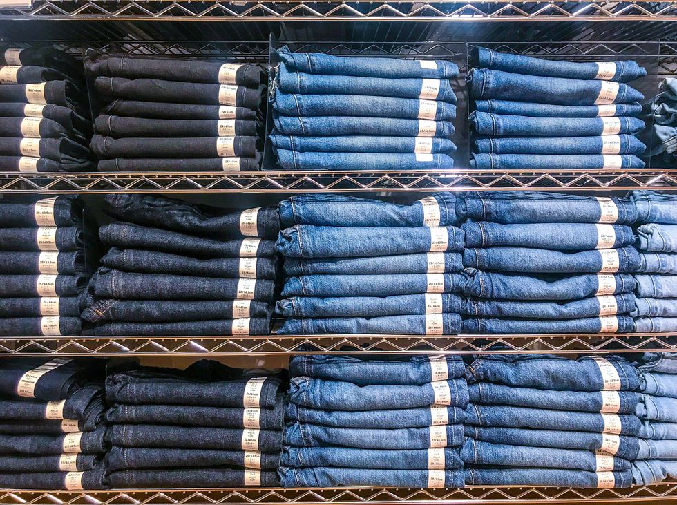 denim jeans rack