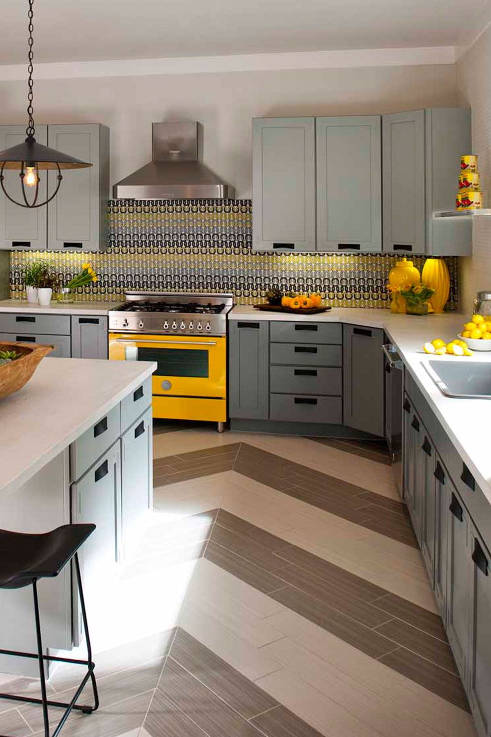 21 Yellow Kitchen Ideas - Decorating Tips for Yellow Colored Kitchens