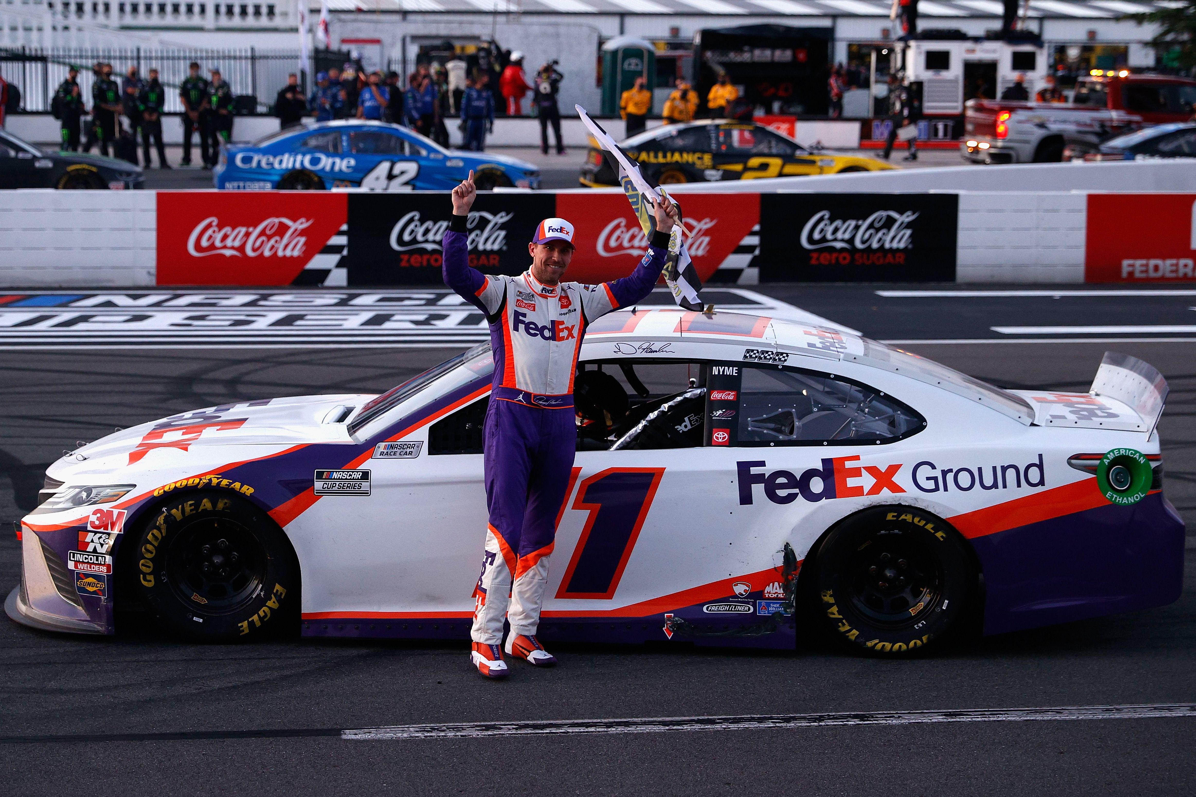 Denny Hamlin 11 Fedex Car NASCAR Photography Racing -   Denmark