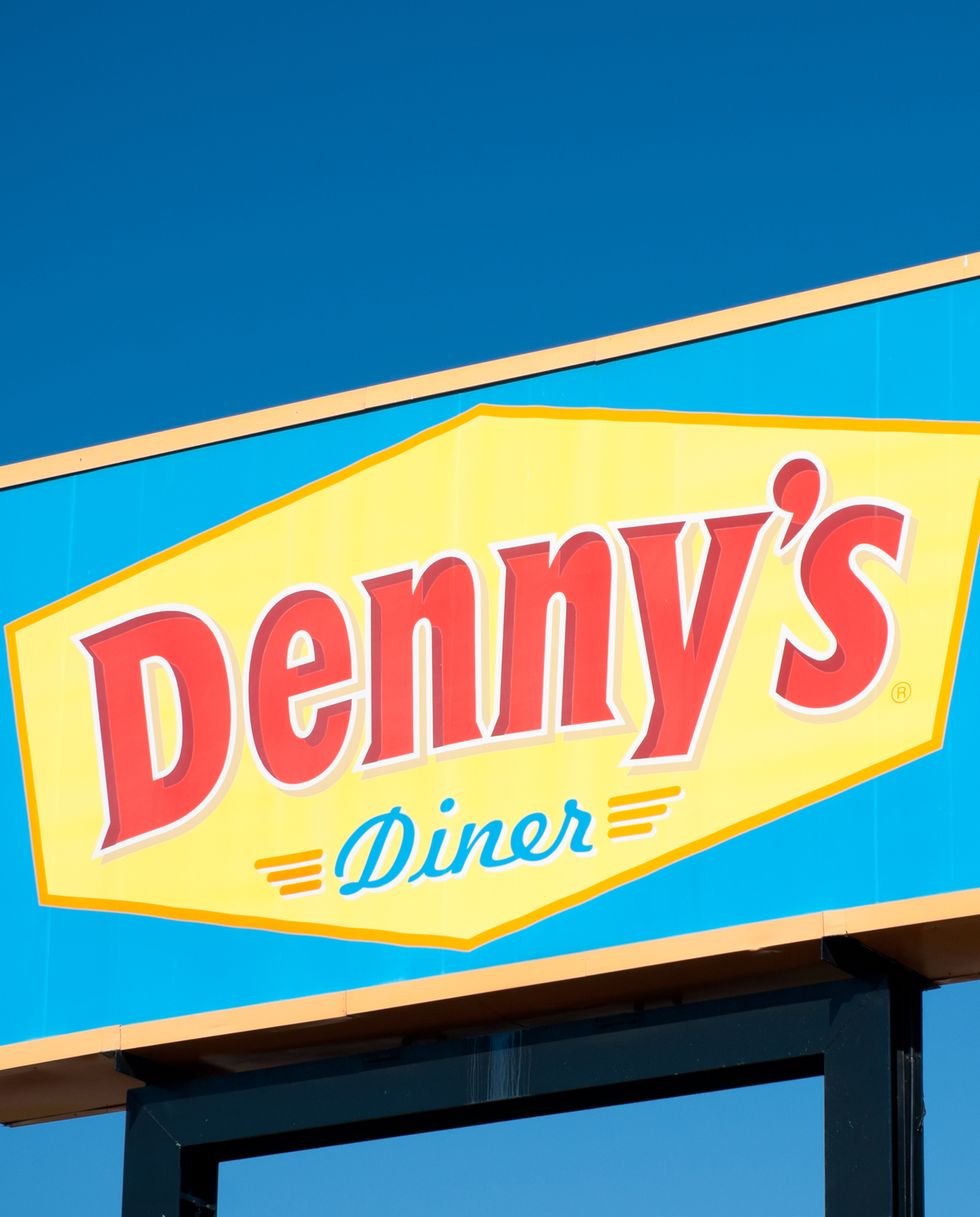 Los restaurantes Dennys abren el día de Año Nuevo.