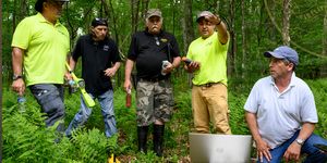 finders keepers treasure hunters using ground penetrating radar to look for gold in dents run pennsylvania