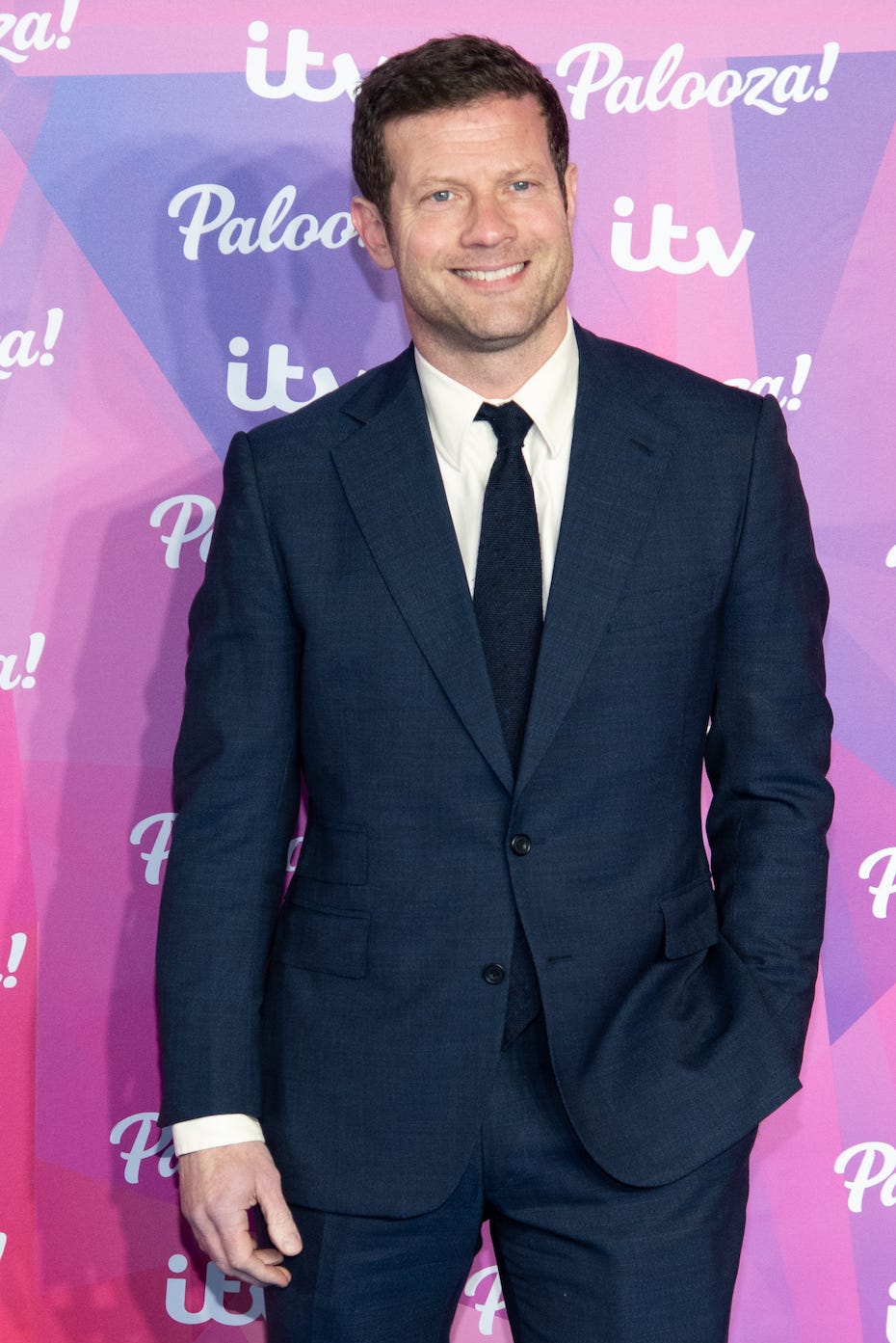 Dermot O'Leary on how he wakes up after 3 hours sleep for TV